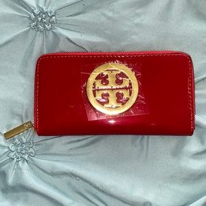 NEW Tory Burch Red Wallet (I don’t think it’s authentic!)